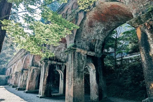 Nanzen-ji Temple & Aqueduct