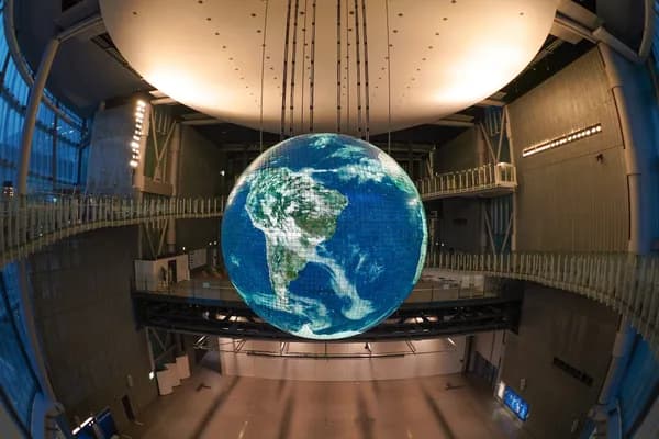 National Museum of Emerging Science (Miraikan)