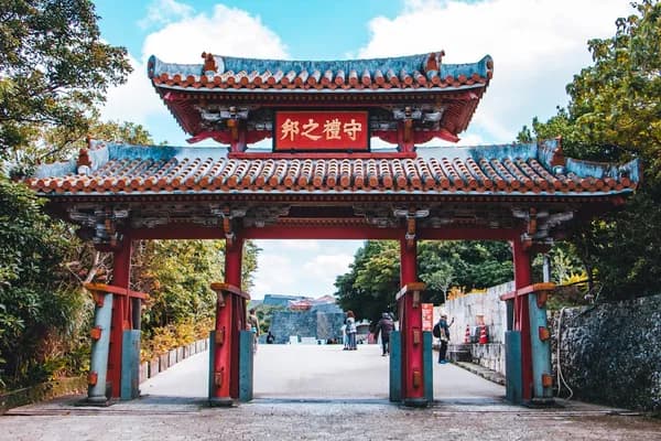 Okinawa — Shuri Castle & Beaches